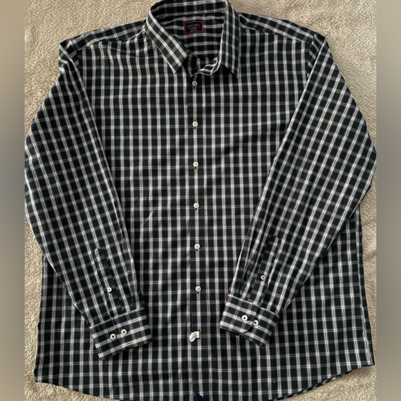 UNTUCKit Other - UNTUCKit Black and White Plaid Shirt (XXXL)